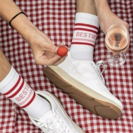 Bestie Socks PInk Text