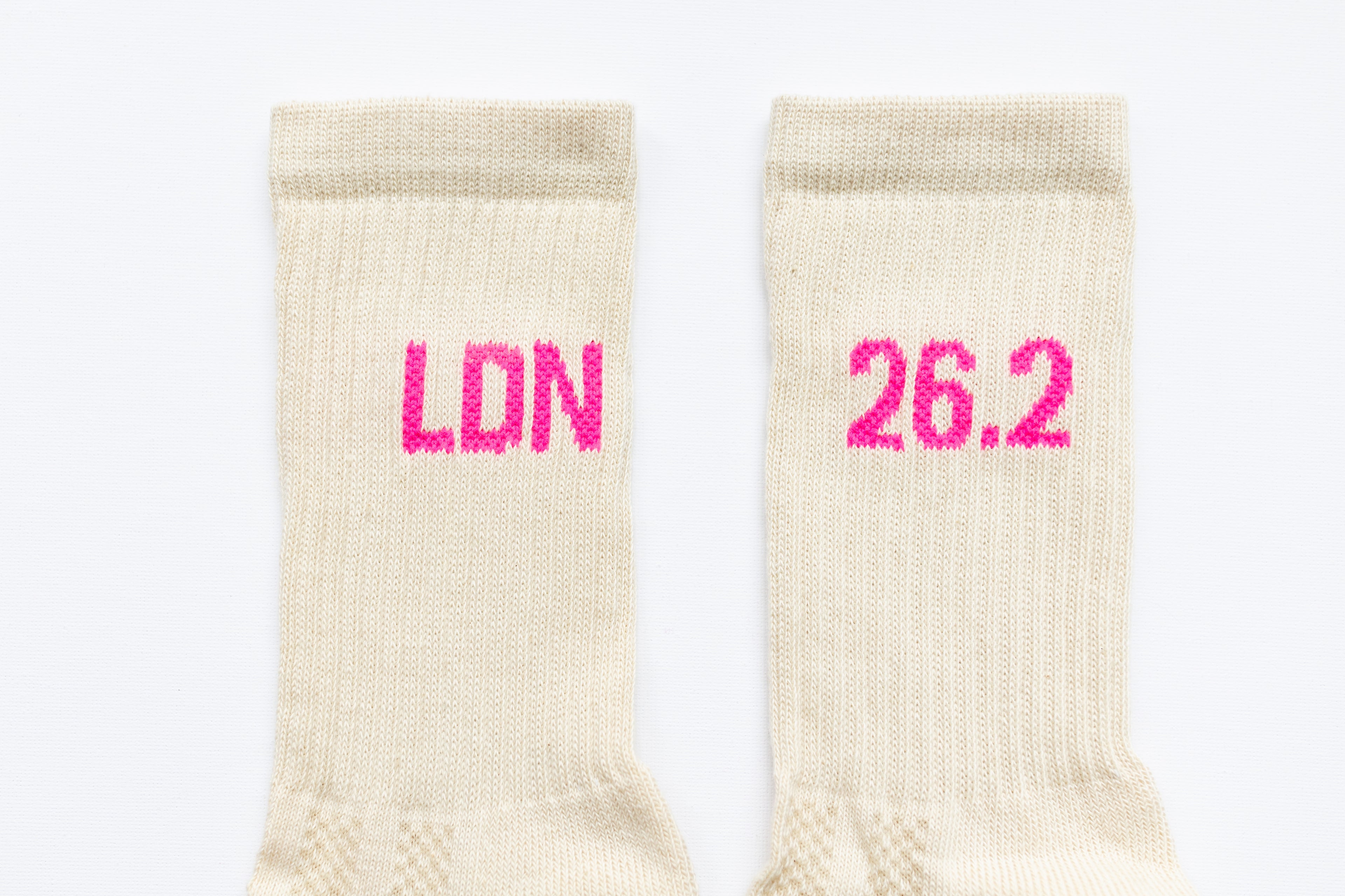 LDN 26.2 Sports Socks Pink