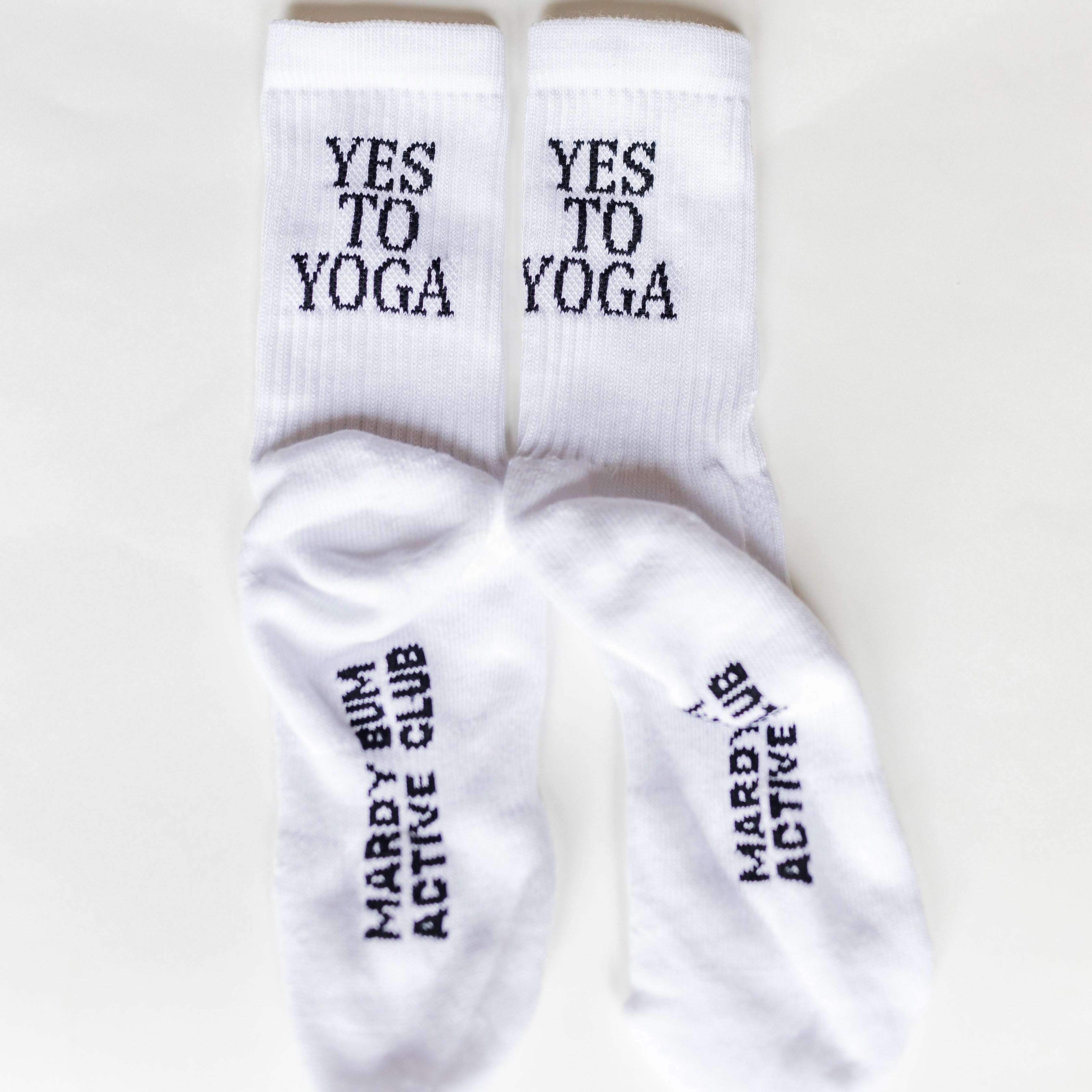 YES TO YOGA Slogan sports socks