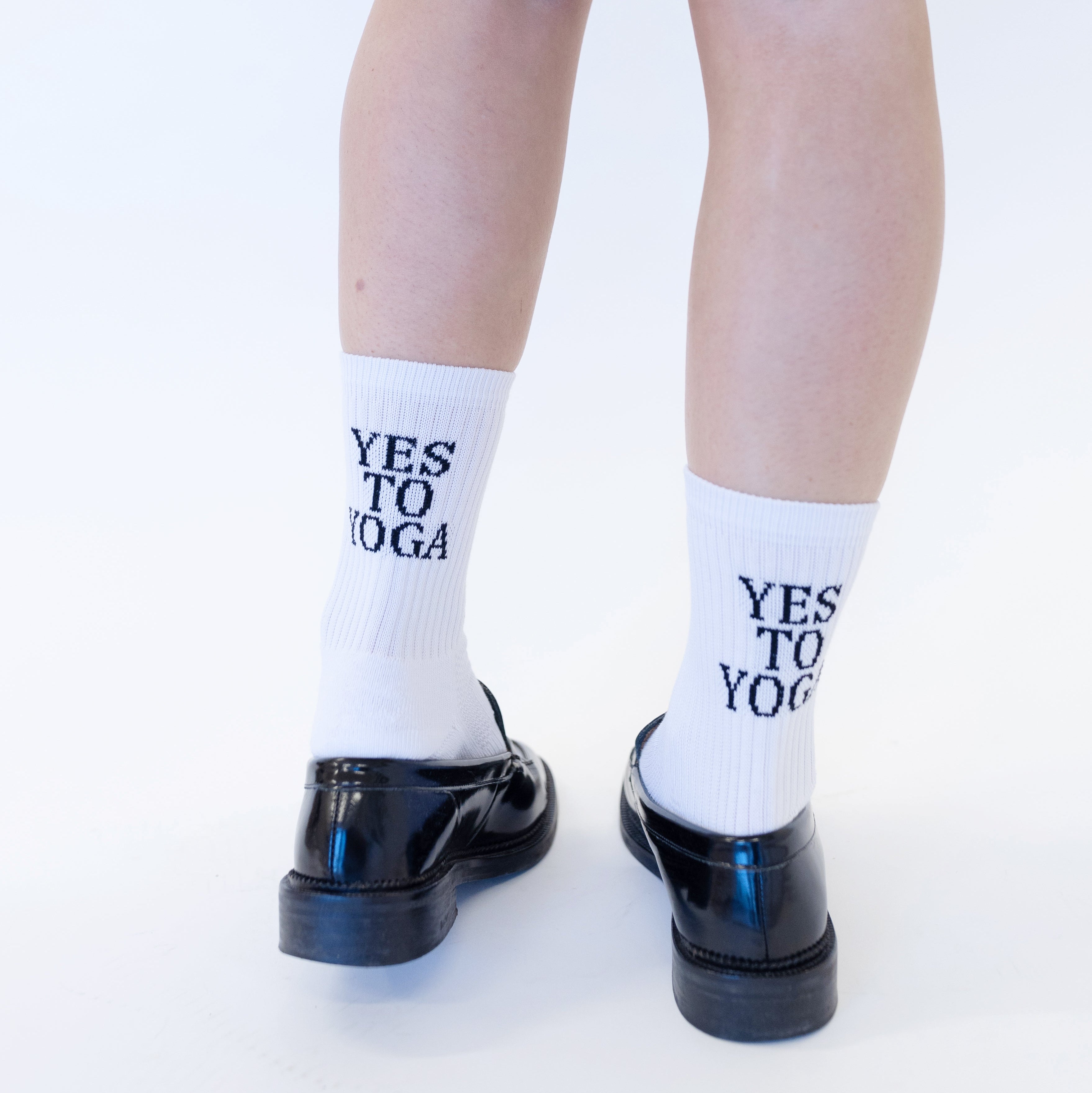YES TO YOGA Slogan sports socks